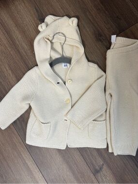 Baby GAP Cream Knit Baby Hoodie & Pants Set